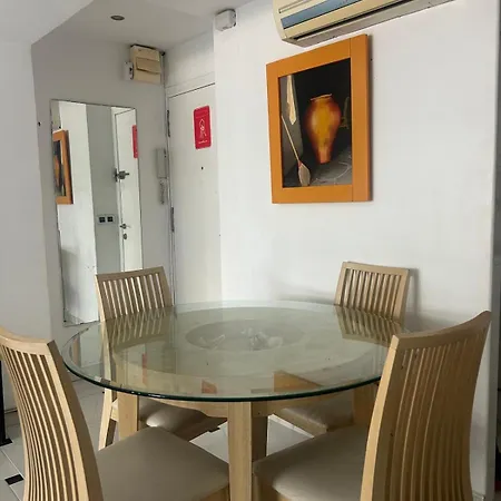 Benidorm Apartament アパート ベニドルム